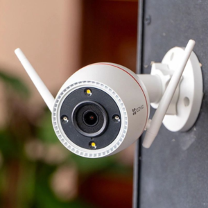 Ezviz Camera HD Autonome 3MP 2K Extérieure Fixe Wi-Fi COLOR ACTIVE - H3C-3MP